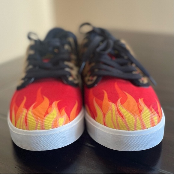 Vlado Spectro 3 Limited Edition Flames Men’s Sneakers - Picture 3 of 9